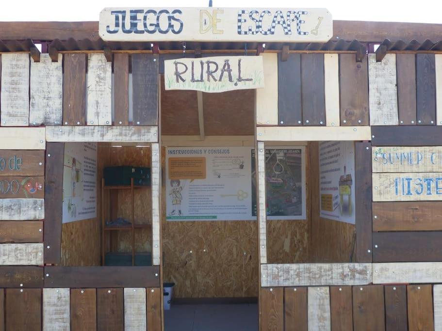 Hotel Albergue Bioclimatico Sabinares Del Arlanza Puentedura Bagian luar foto